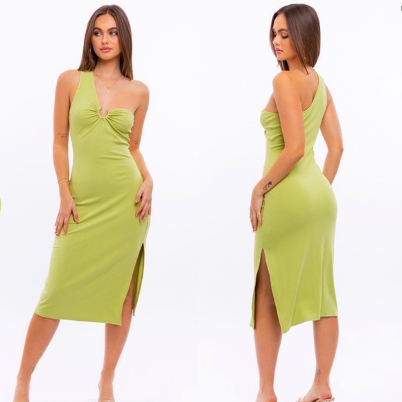 Le Lis Women's Jessica Ring Detail One Shoulder Ribbed Midi Dress Green New - Picture 1 of 4
